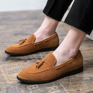 BRITISH TASSEL SUEDE LOAFER