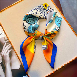 EQUESTRIAN SQUARE SILK SCARF