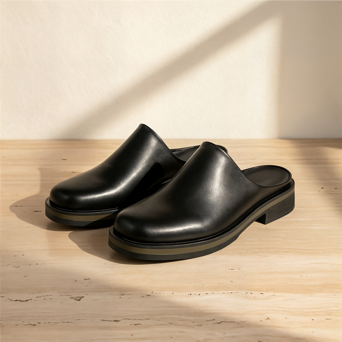BLACK LEATHER BACKLESS LOAFER MULE