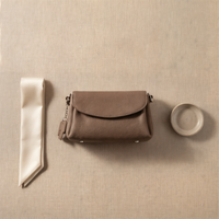 PEBBLED LEATHER UNDERARM SHOULDER BAG