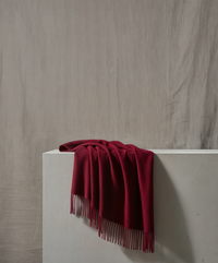 BURGUNDY CASHMERE FRINGE SCARF