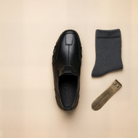 BLACK LEATHER DRIVING LOAFER