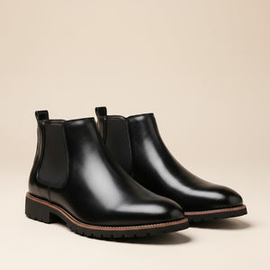 LUGGED LEATHER CHELSEA BOOT