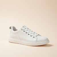 LOW COURT PEBBLED LEATHER SNEAKER