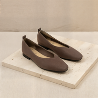 HAVANA SQUARE-TOE SUEDE FLAT