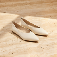 POINTED LEATHER BALLET FLAT