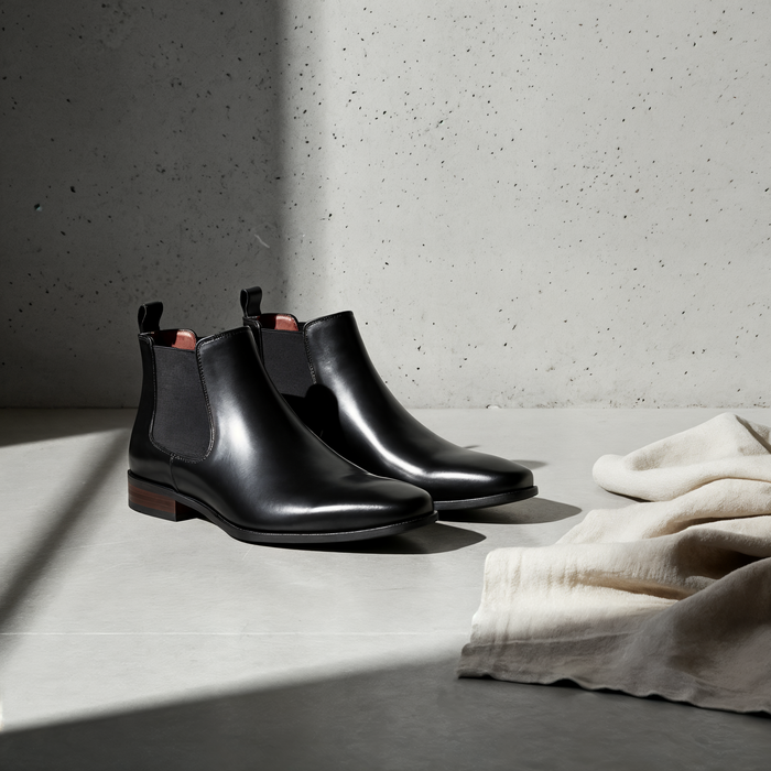 SQUARE-TOE LEATHER CHELSEA BOOT
