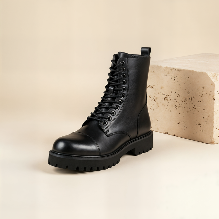 FULL-GRAIN LUG COMBAT BOOT