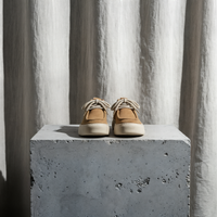 CAMEL SUEDE MOC-TOE DERBY