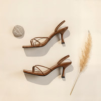 LEATHER SQUARE-TOE KITTEN SANDAL