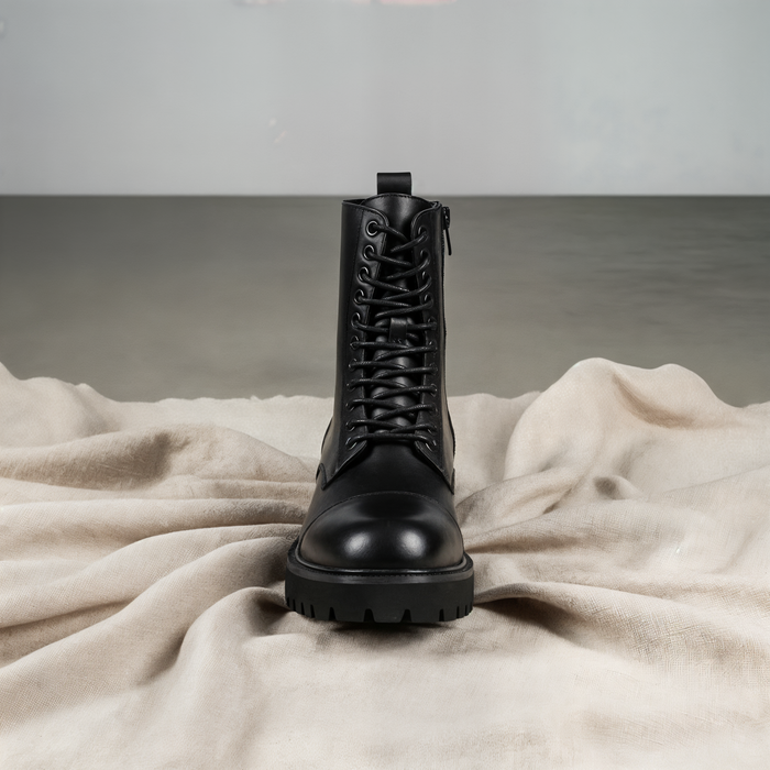 FULL-GRAIN LUG COMBAT BOOT