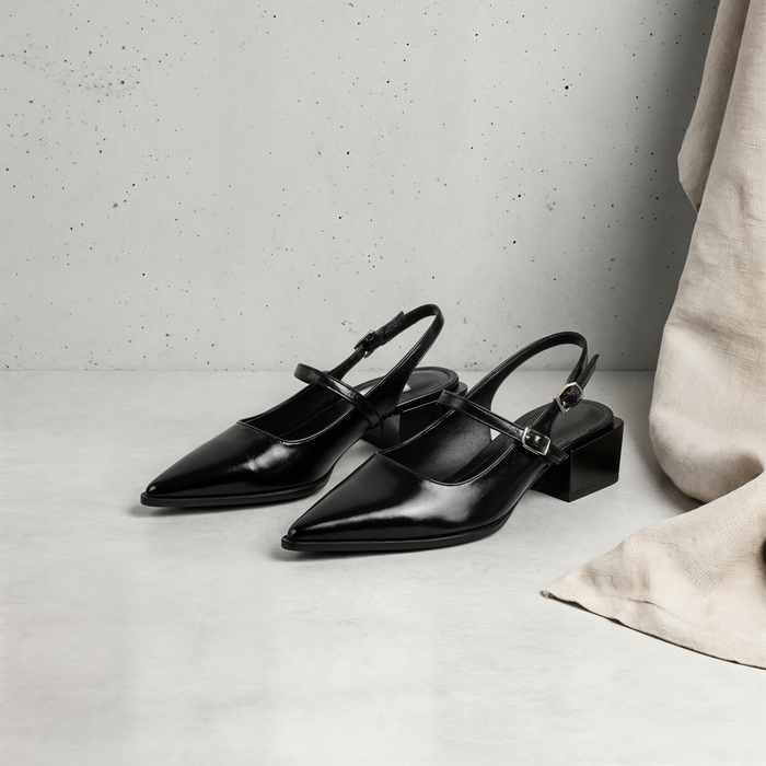 POINTED SLINGBACK MARY JANE PUMP