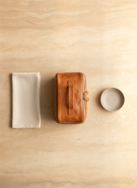 CAMEL VEG-TAN VANITY CASE