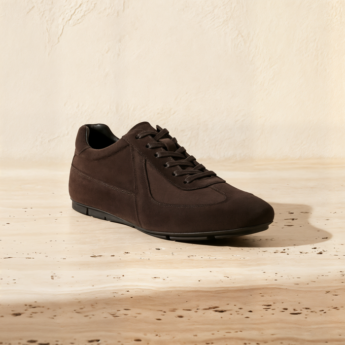 SUEDE LOW TRAINER IN ESPRESSO