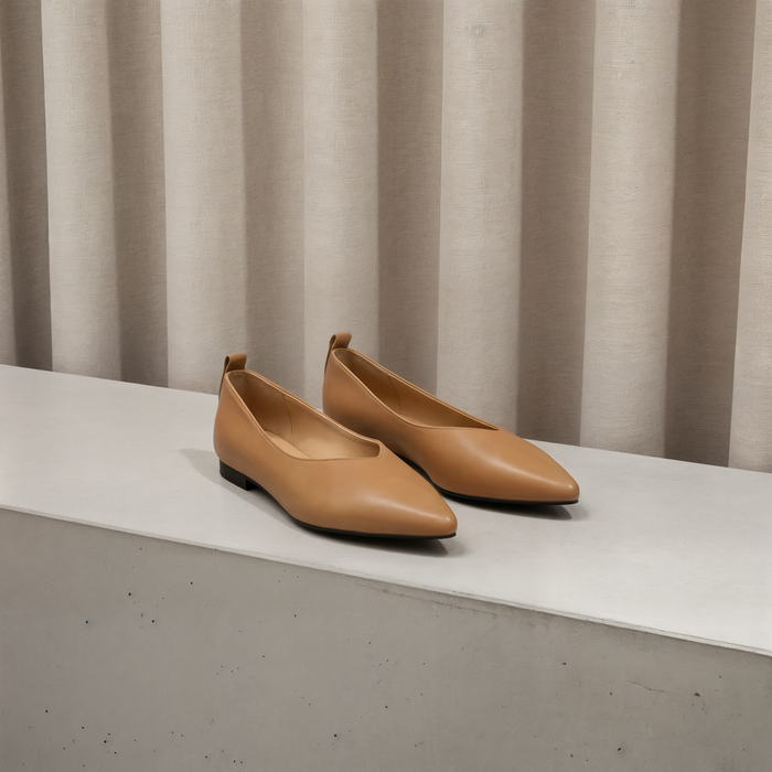 POINTED BALLET LEATHER FLAT